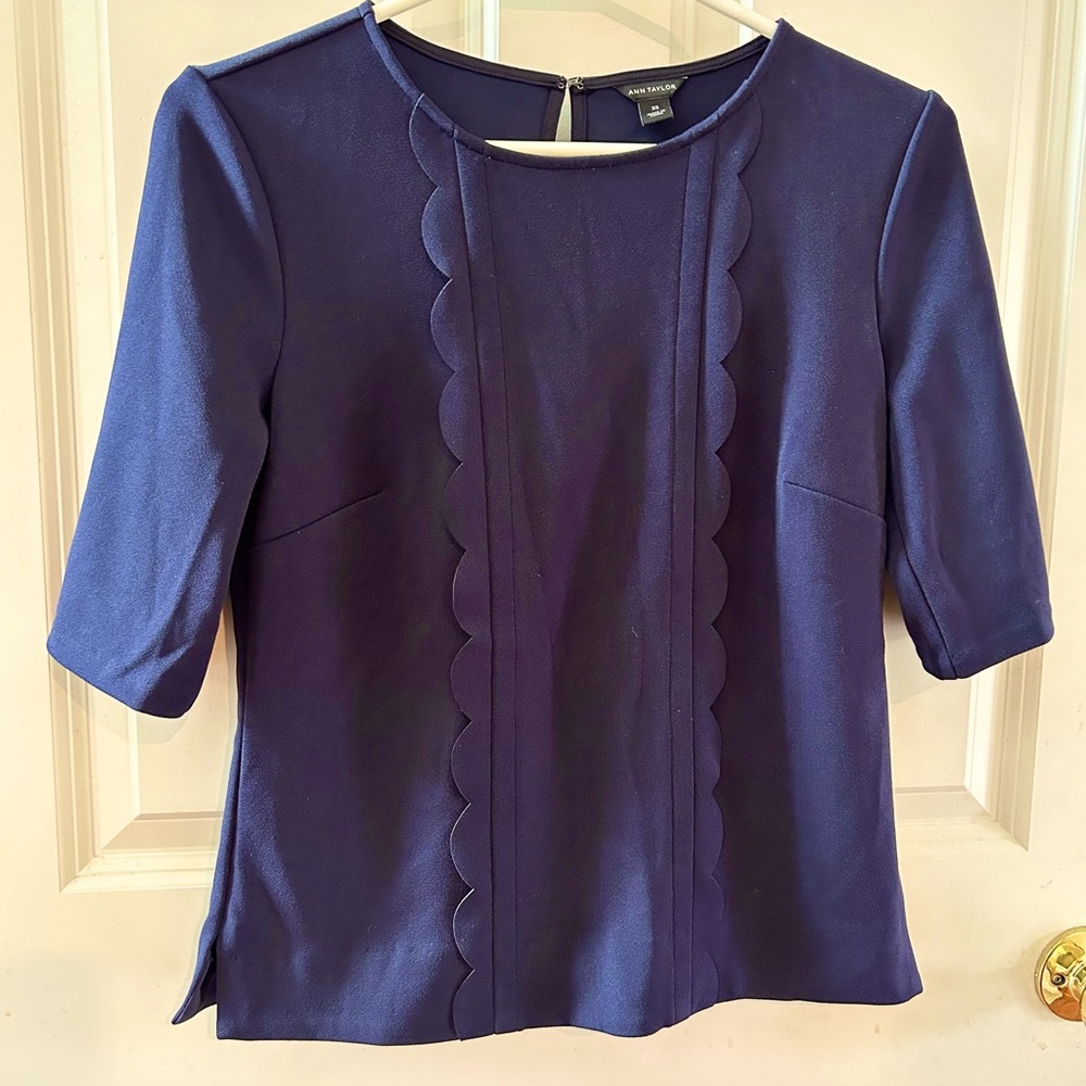 Ann Taylor Top size XS
